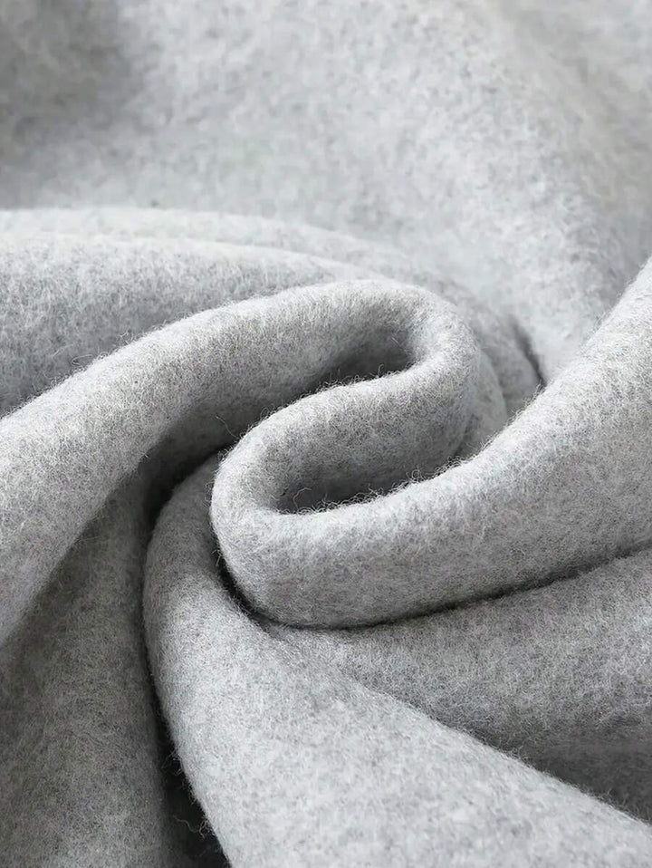 Laura | Classic Solid Colour Comfort Sweater