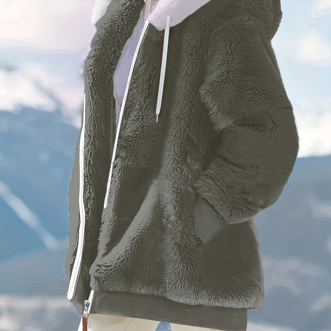 Nina | Snug-Fit Hooded Jacket