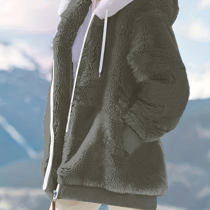 Nina | Snug-Fit Hooded Jacket