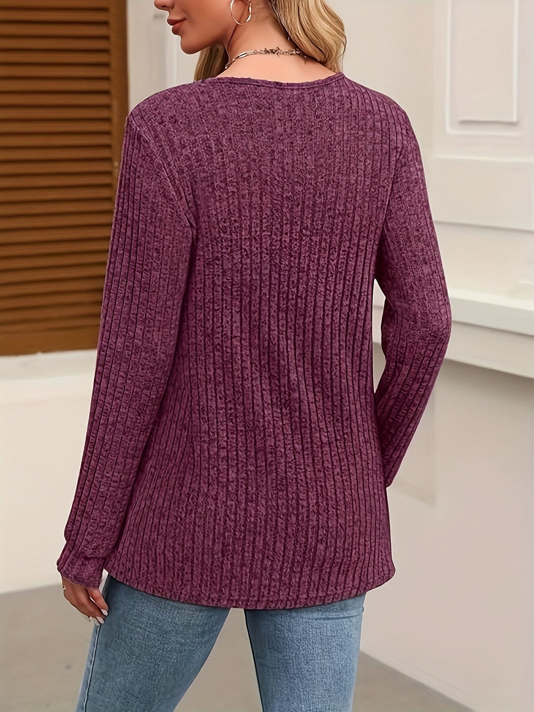 Carol | Elegant Fitted Button Knit Sweater